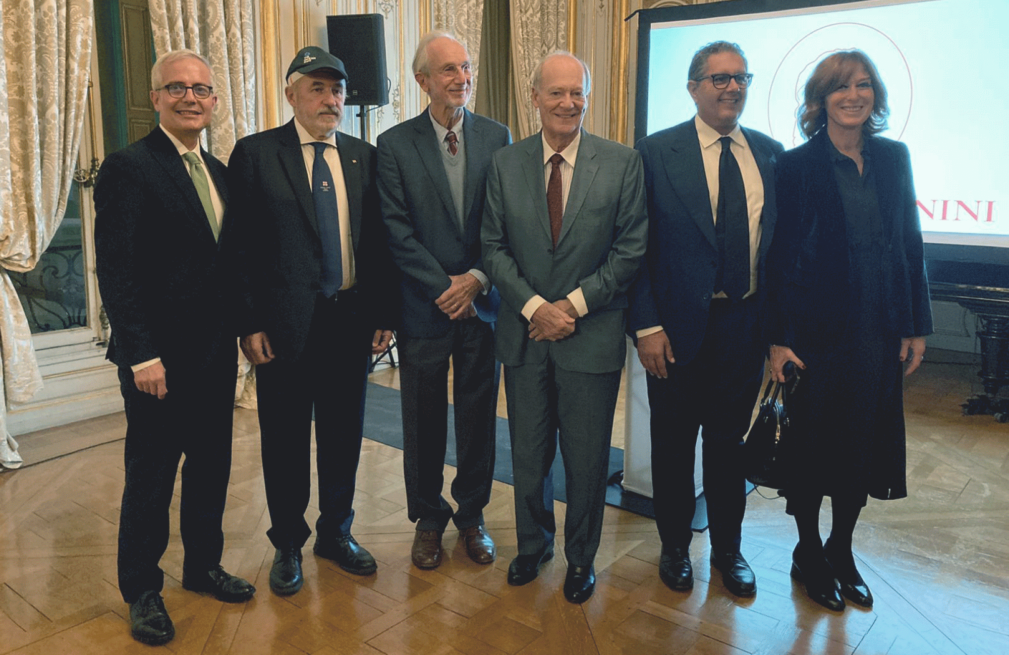 Il presidente Panebianco con il sindaco Bucci, gli ambassador Renzo Piano e Amyn Aga Khan, il presidente di Regione Liguria Toti e l'assessore Grosso