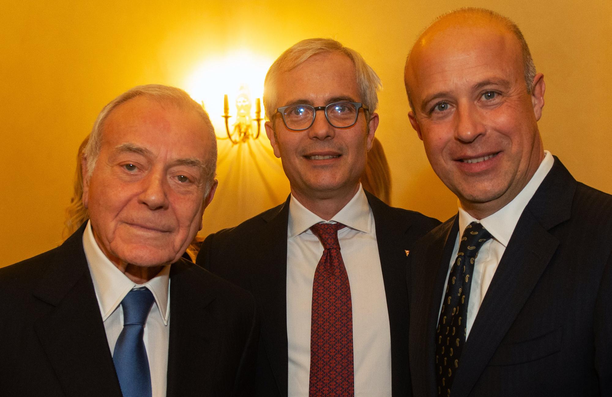 Il dott. Gianni Letta con il Presidente Giovanni Panebianco e il Maestro Nazzareno Carusi