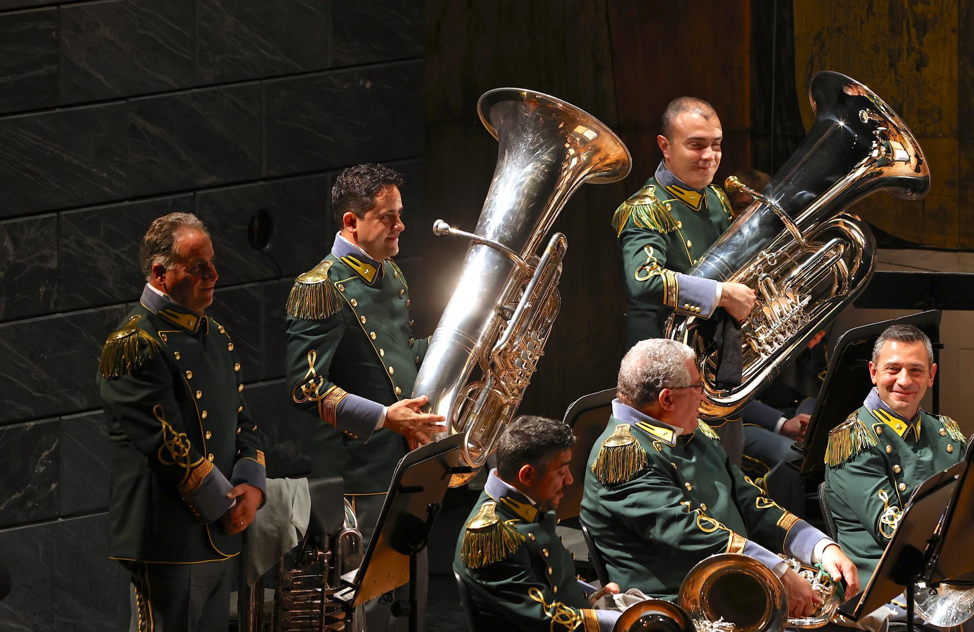 La Banda musicale della Guardia di Finanza al Teatro Carlo Felice: gli ottoni