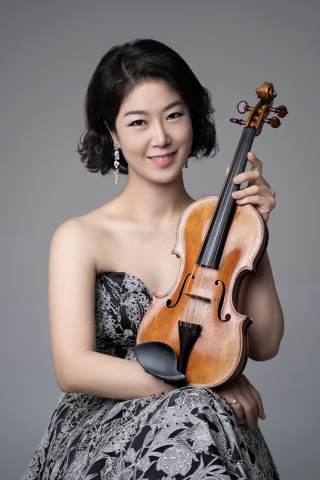Ju-Young Baek 