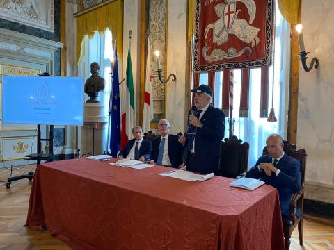 il sindaco Bucci alla conferenza stampa alla presentazione della 57^ edizione del Premio Paganini il 6 ottobre 2022.jpeg 